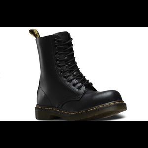 10 Hole Dr. Marten Steel Toe Boot